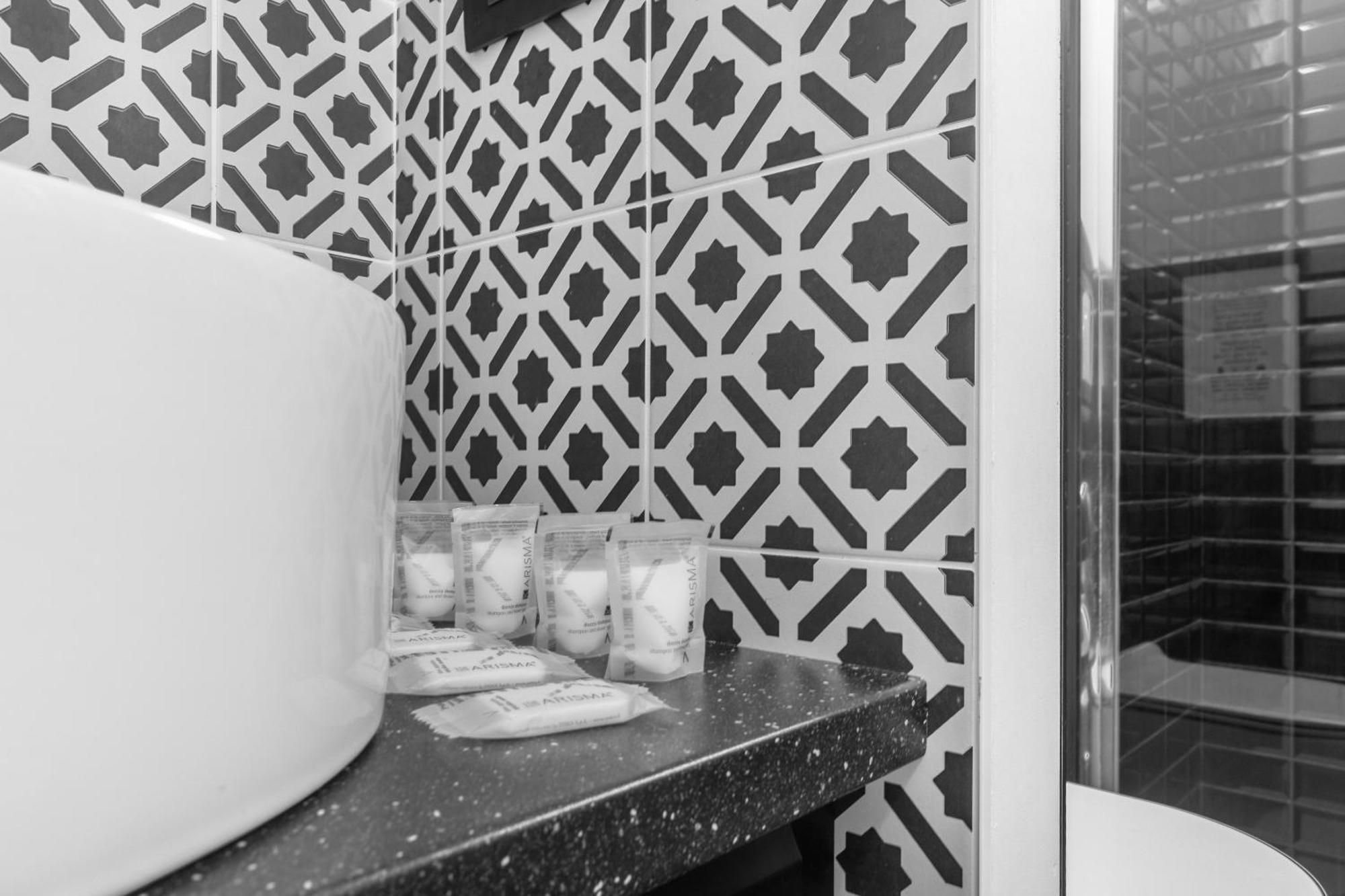 Pag60 -Crescenzago-Luxury Green House Milan Bagian luar foto